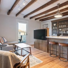 Belmont House: Pharmacy Apartment