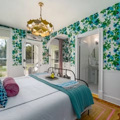 Everett Estate Suite 01