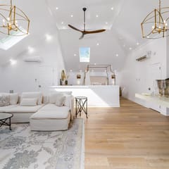 Everett Estate Suite 11