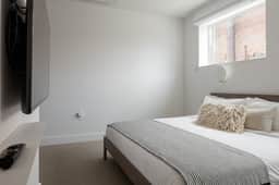 Jeff Suite 202 - Image 4