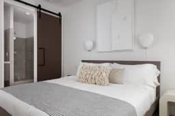 Jeff Suite 203 - Image 3