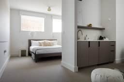 Jeff Suite 202 - Image 5