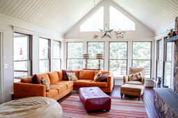 Spring Cove House - Image 2