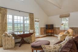 Ramsay Estate Carriage House - Image 5