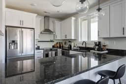 Piedmont Place: Suite 304 - Image 4