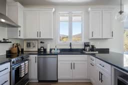 Piedmont Place: Suite 304 - Image 5