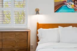 Rose Jean: Room #5 - Image 2