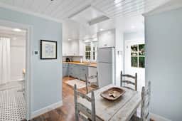 Ivy Cottages - Hampshire Cottage - Image 3