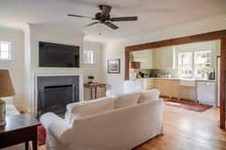 Stockton Creek Farmhouse - Image 4
