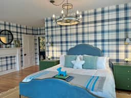 Everett Estate Suite 02 - Image 3