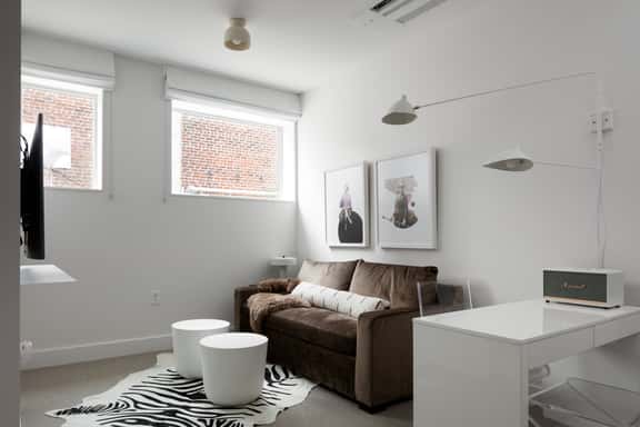 Jeff Suite 203 - Image 1