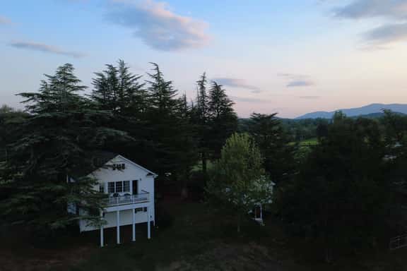 Ramsay Estate Carriage House - Image 1