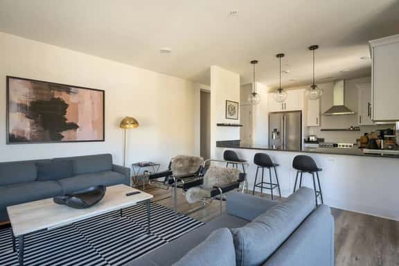 Piedmont Place: Suite 304 - Image 1