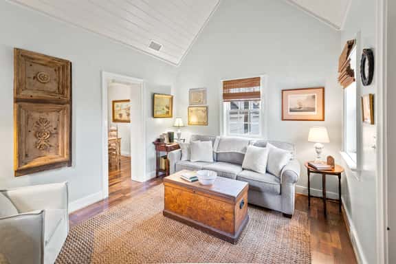 Ivy Cottages - Hampshire Cottage - Image 1