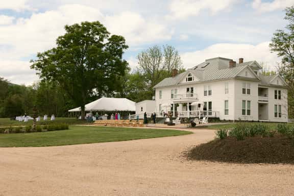 Everett Estate Entire Place - Image 1