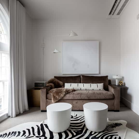 Jeff Suite 204 - Image 1