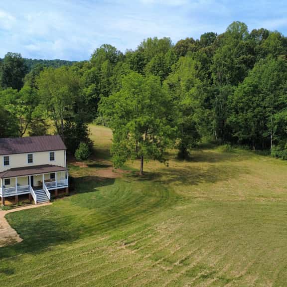 Stockton Creek Farmhouse - Image 1