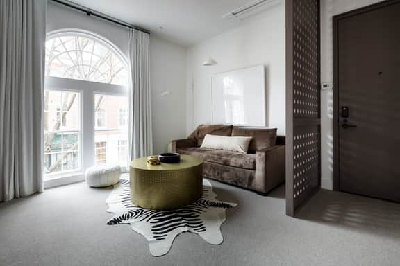Jeff Suite 201 - Image 5