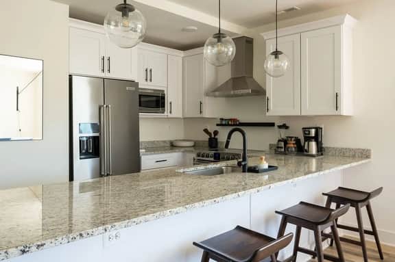 Piedmont Place: Suite 303 - Image 5