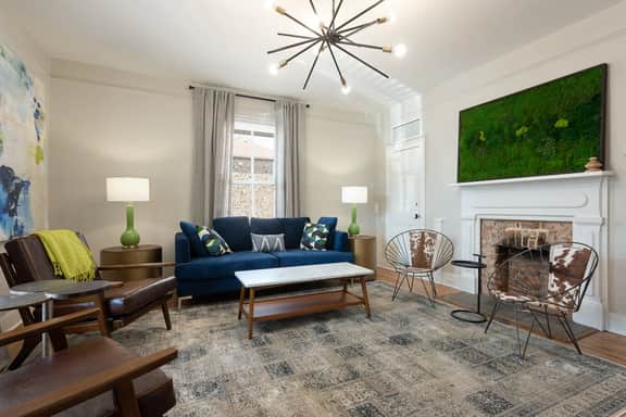 Belmont House: Grove Apartment - Image 2