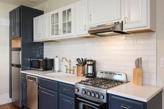 Belmont Farmhouse:  Southern Luxury Apartment - Image 3