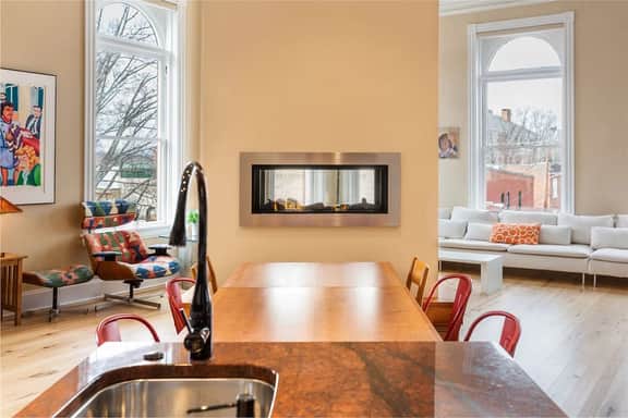 Downtown Penthouse Apartment - Image 3