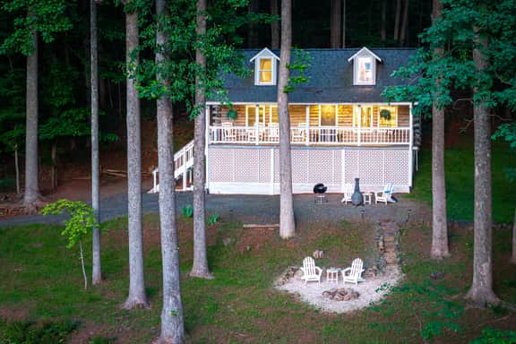 Stonemont Farm Cabin - Image 3