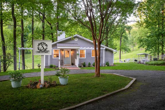 Stonemont Farm Retreat (Cottage&Cabin) - Image 4