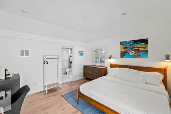 Rose Jean: Room #5 - Image 4
