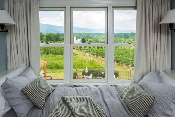 The Inn at Stinson Vineyards- Cottage - Image 2