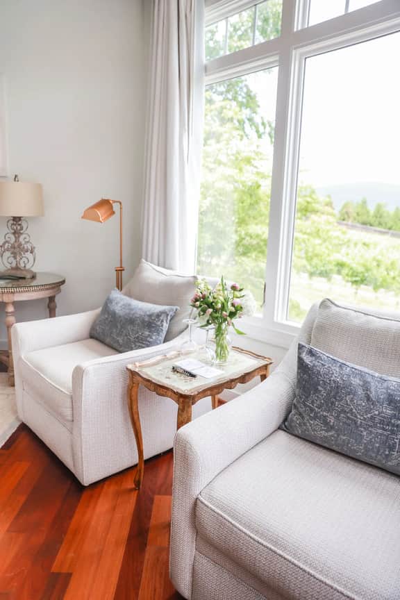 The Inn at Stinson Vineyards- Deluxe - Image 4