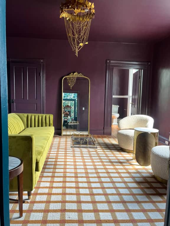 Everett Estate Suite 06 - Image 5
